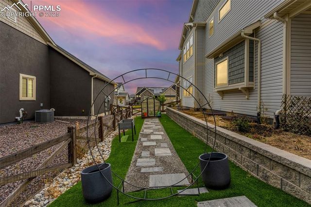 7093 Compass Bend Drive, Colorado Springs, CO 80927