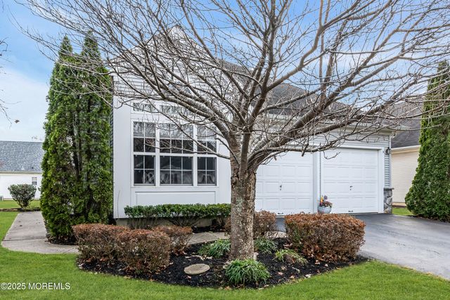 3 Baldwin Drive, Manchester, NJ 08759