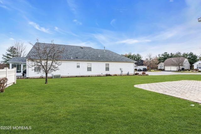 3 Baldwin Drive, Manchester, NJ 08759