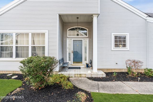 3 Baldwin Drive, Manchester, NJ 08759