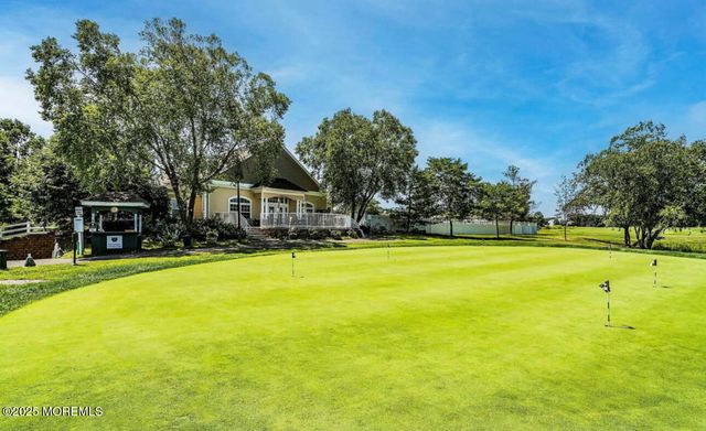 3 Baldwin Drive, Manchester, NJ 08759