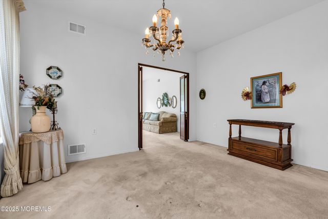 3 Baldwin Drive, Manchester, NJ 08759