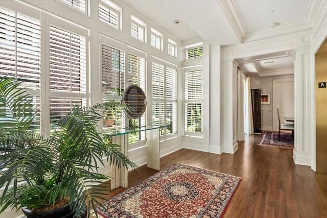 32 Prioleau Street A, Charleston, SC 29401