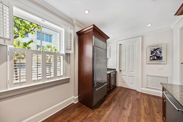 32 Prioleau Street A, Charleston, SC 29401