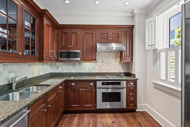 32 Prioleau Street A, Charleston, SC 29401