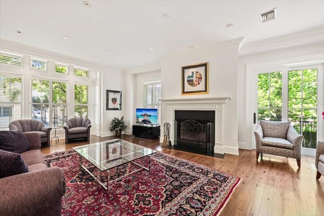 32 Prioleau Street A, Charleston, SC 29401