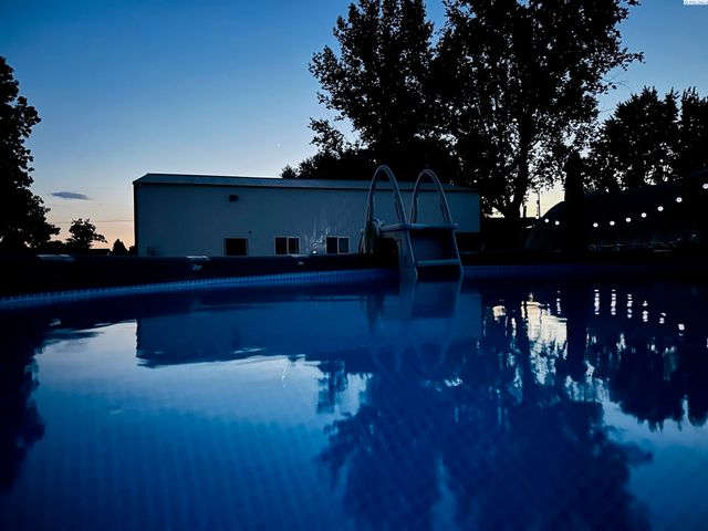 8715 Bell St, Pasco, WA 99301