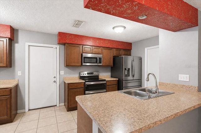 408 LANIER LANE, Winter Haven, FL 33884