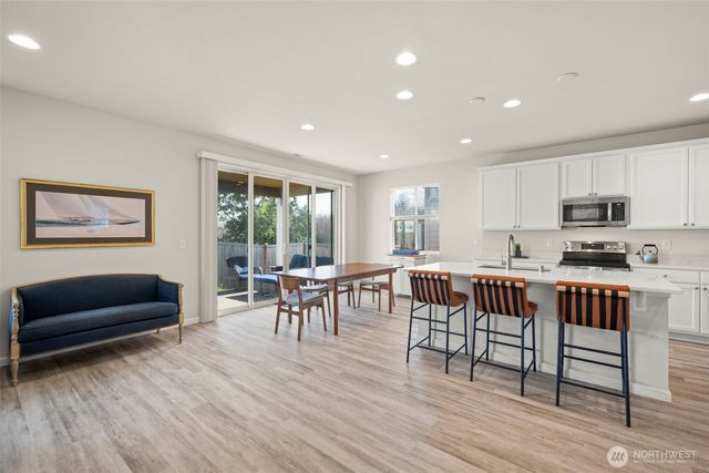 10352 Chimes Place NW, Bremerton, WA 98311