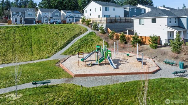 10352 Chimes Place NW, Bremerton, WA 98311
