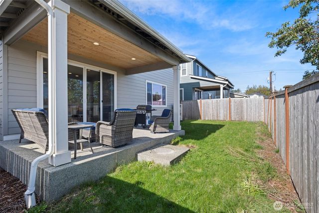 10352 Chimes Place NW, Bremerton, WA 98311