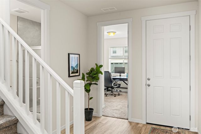 10352 Chimes Place NW, Bremerton, WA 98311