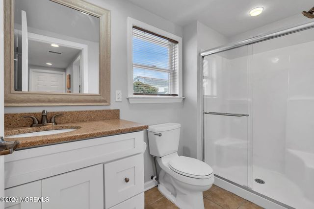 27 Arnold Avenue, Point Pleasant Beach, NJ 08742
