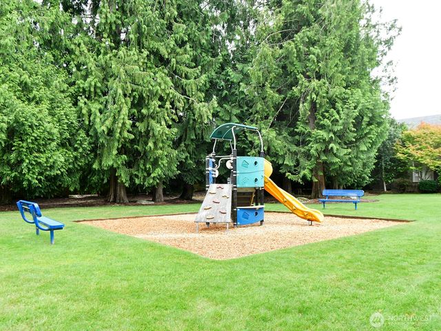 4649 Helena Avenue SE, Lacey, WA 98503