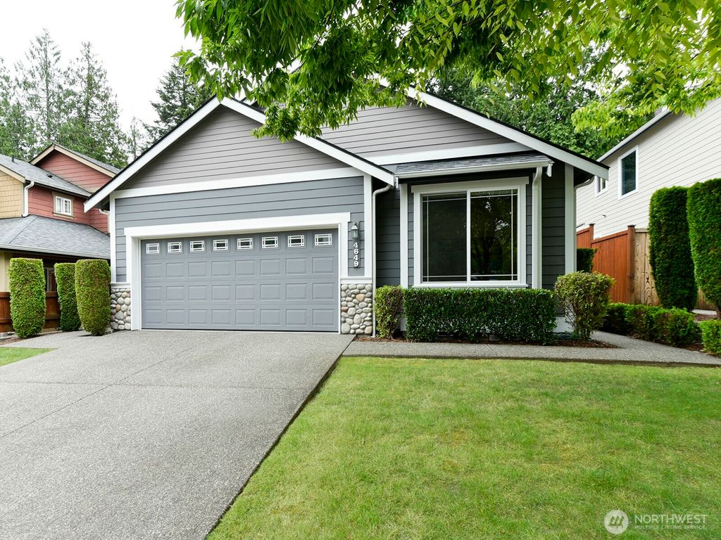 4649 Helena Avenue SE, Lacey, WA 98503