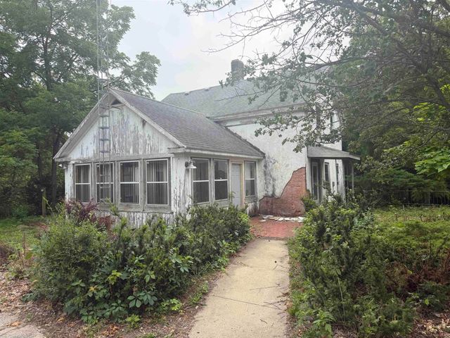402 W Main St, Steamboat Rock, IA 50672