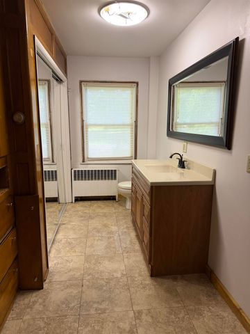 402 W Main St, Steamboat Rock, IA 50672