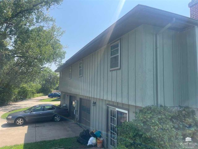 804 DONDEE Drive 804 DONDEE, Manhattan, KS 66503