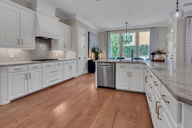 608 Logans Lane, Southlake, TX 76092