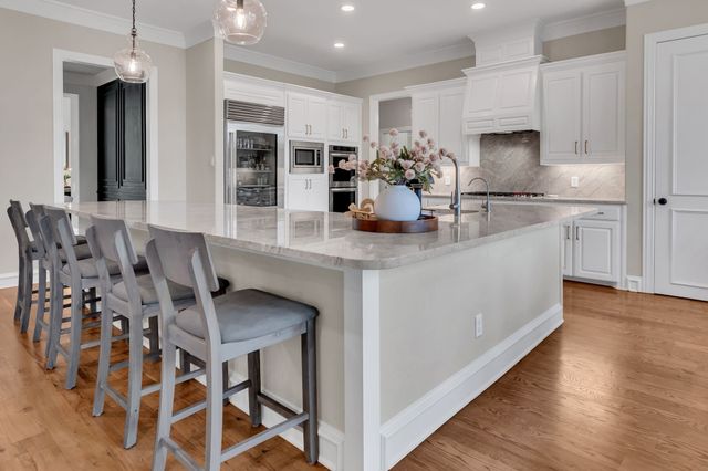 608 Logans Lane, Southlake, TX 76092