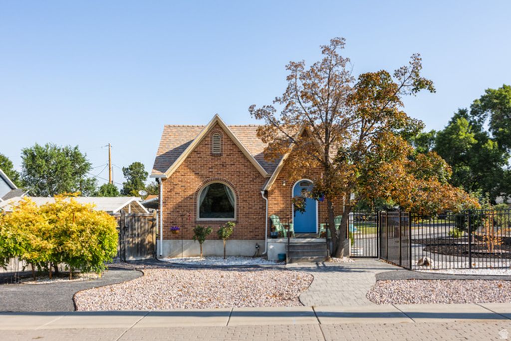1895 E 3900 S, Salt Lake City, UT 84124