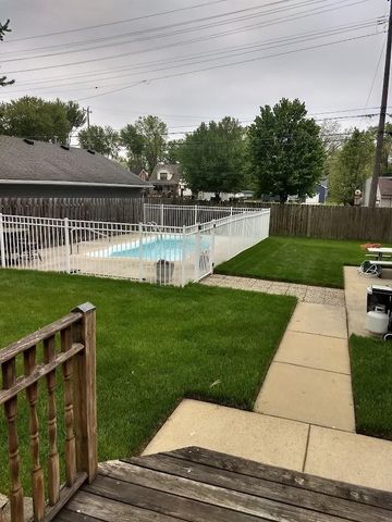 30801 Pardo Street, Garden City, MI 48135