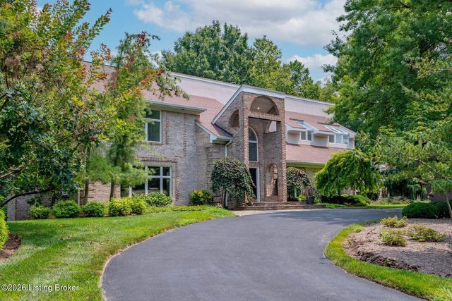 4303 Twin Elms Ct, Louisville, KY 40241