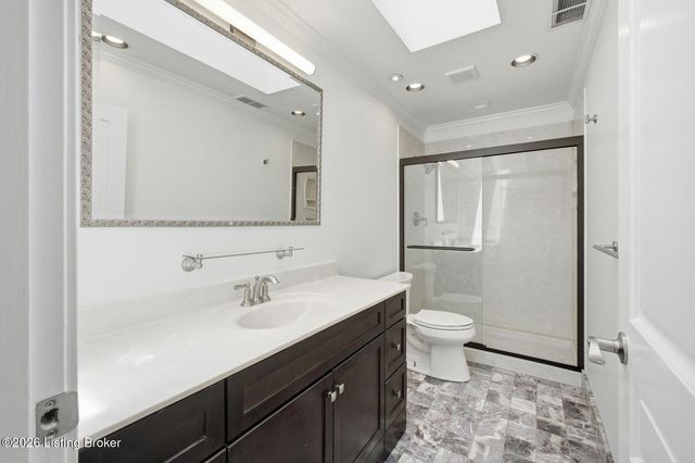 4303 Twin Elms Ct, Louisville, KY 40241