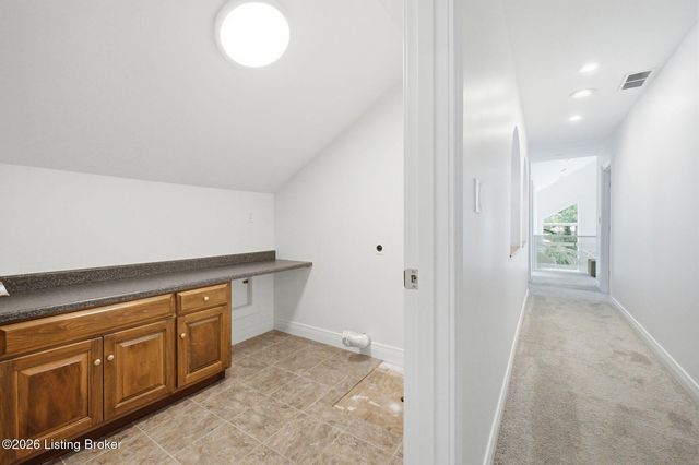 4303 Twin Elms Ct, Louisville, KY 40241