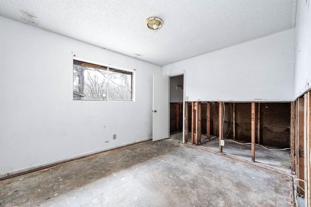 1431 County Road 934, Sweeny, TX 77480