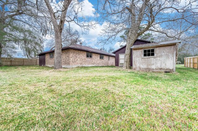 1431 County Road 934, Sweeny, TX 77480
