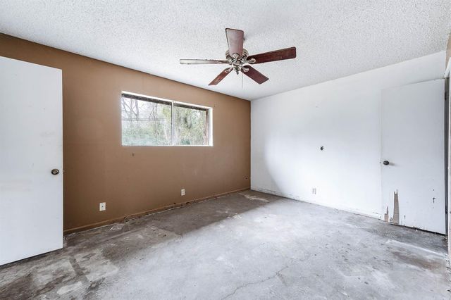 1431 County Road 934, Sweeny, TX 77480