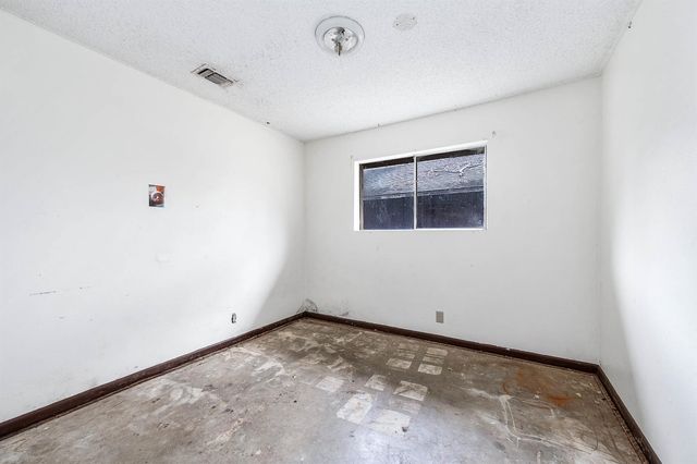 1431 County Road 934, Sweeny, TX 77480