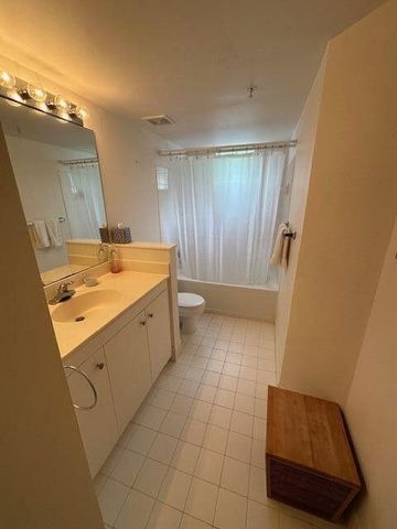 2306 Tuscany Way 2306, Boynton Beach, FL 33435
