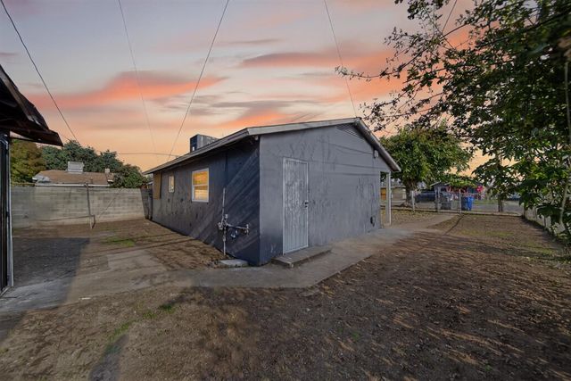 622 S 11th Street, Fresno, CA 93702