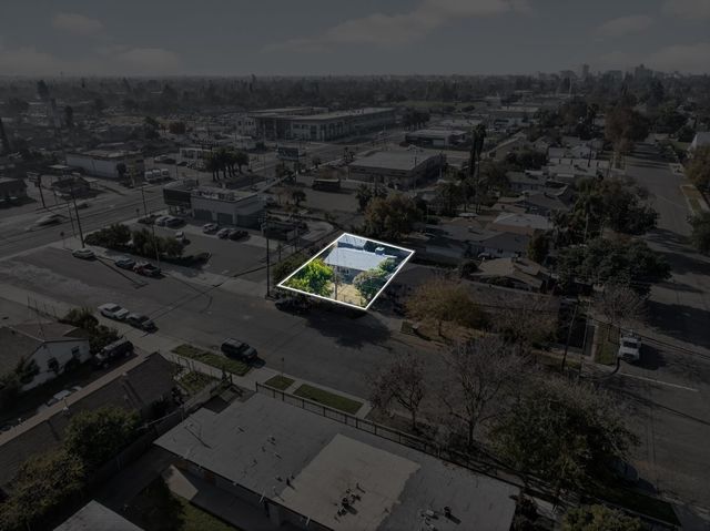 622 S 11th Street, Fresno, CA 93702