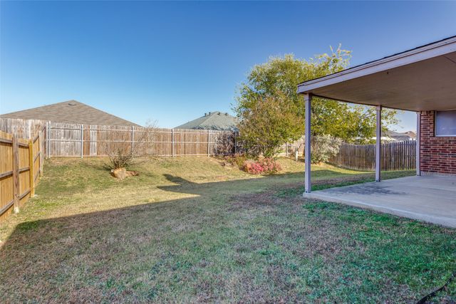 941 La Sierra Drive, Crowley, TX 76036