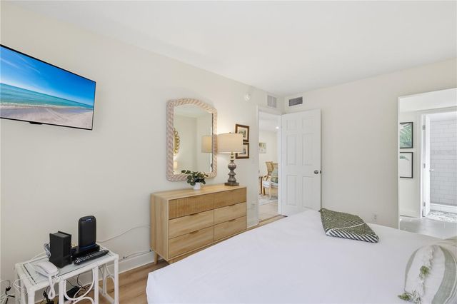 7100 GULF DRIVE 106, Holmes Beach, FL 34217