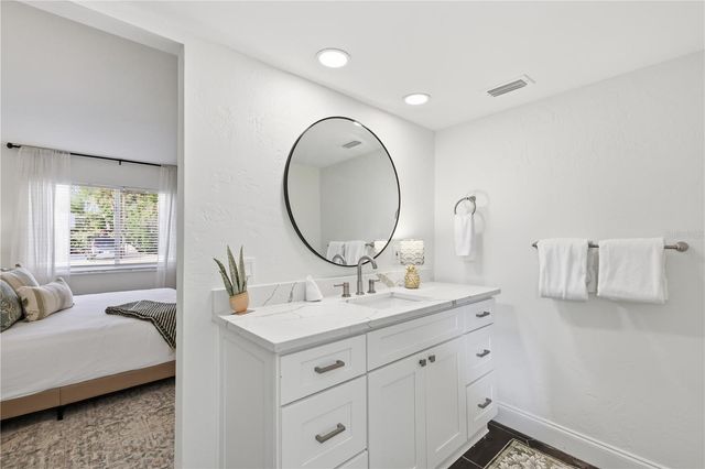 7100 GULF DRIVE 106, Holmes Beach, FL 34217