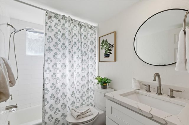 7100 GULF DRIVE 106, Holmes Beach, FL 34217