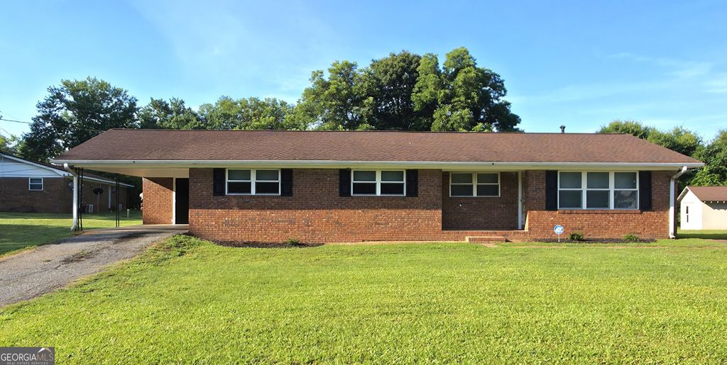 2000 Hollis Street, Athens, GA 30605