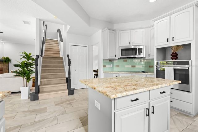 9240 SAN MARTIN BOULEVARD NE, St Petersburg, FL 33702