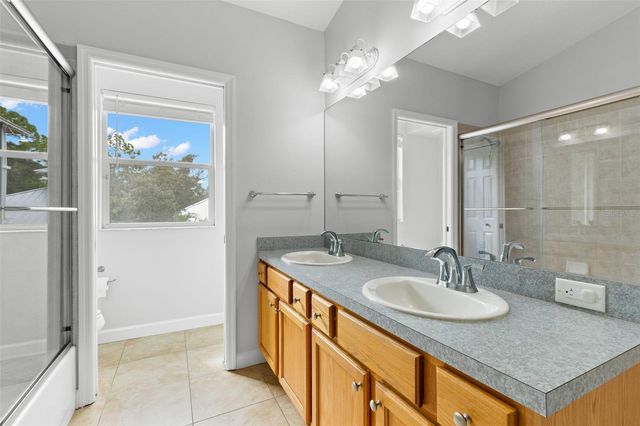 9240 SAN MARTIN BOULEVARD NE, St Petersburg, FL 33702