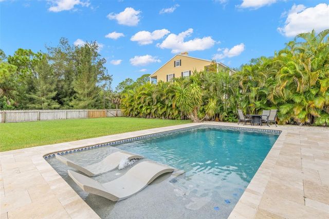 9240 SAN MARTIN BOULEVARD NE, St Petersburg, FL 33702