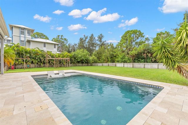 9240 SAN MARTIN BOULEVARD NE, St Petersburg, FL 33702