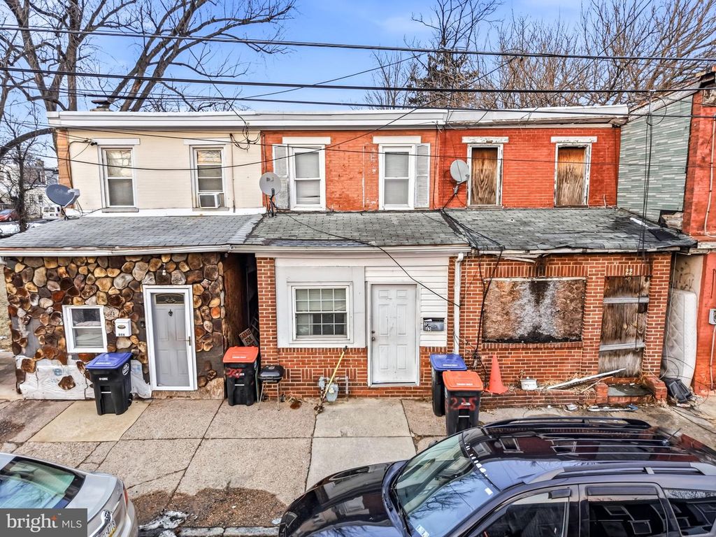 225 HAYES ST, Chester, PA 19013