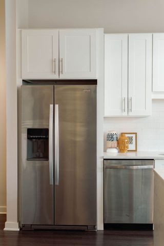 50 E 16th Street 402, Chicago, IL 60616