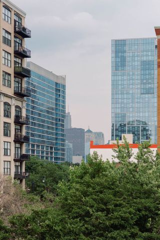 50 E 16th Street 402, Chicago, IL 60616