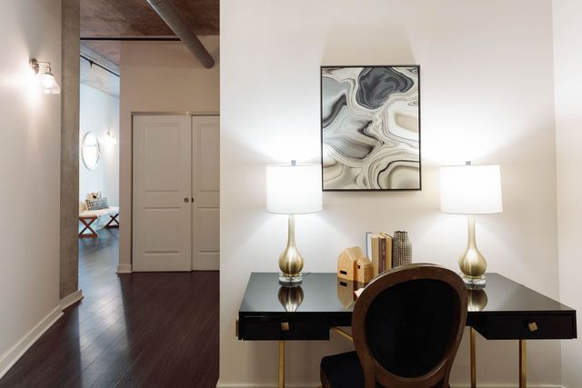 50 E 16th Street 402, Chicago, IL 60616