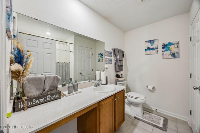 1270 PANTHER LAKE Parkway, Jacksonville, FL 32221